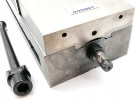 Přesný strojní svěrák 200 mm - DARMET (FPQ200/190)